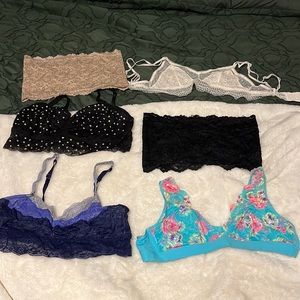 🌸Spring Cleaning🌸 6 VS Pink Bralettes